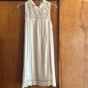 Hint of Mint Cream Lace Detail